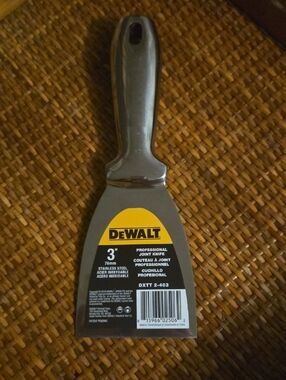 DeWALT 3" Professional Joint Knife - Black Handle with Yellow Label